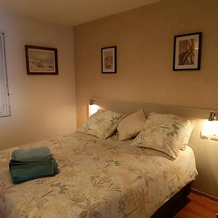 Le 46a Apartment *